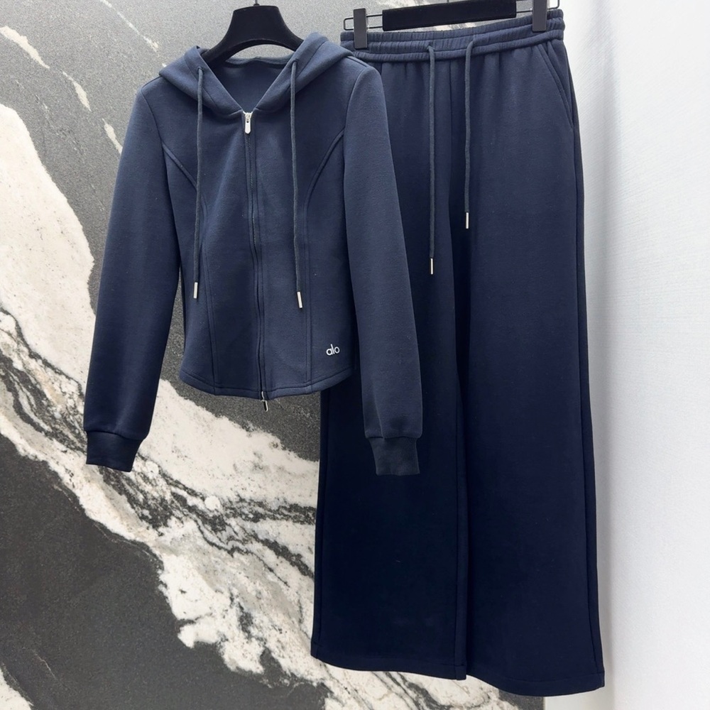 ALO Yoga Navy Hoodie and Sweatpants Set